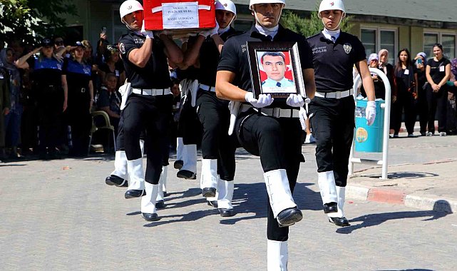 Kalp krizinden ölen polis, son yolculuğuna uğurlandı - KÜLTÜR - SANAT -  T4Haber