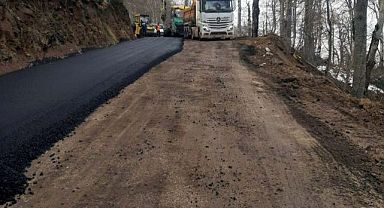 Teleferiğin son durağına otopark ve yol