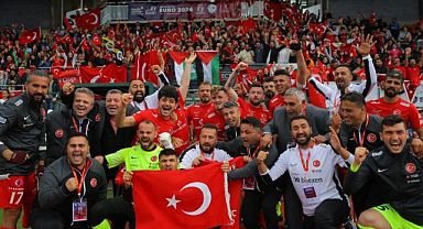 Milli futbolcu Telli: Başkanım bekle, kupayla geliyoruz!