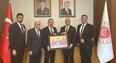 Emlak Kulübü, sektörün sorunlarını iletmek için Ticaret Bakan Yardımcısı’nı ziyaret etti