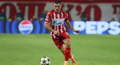 Fenerbahçe'nin yeni sağ beki Ognjen Mimović