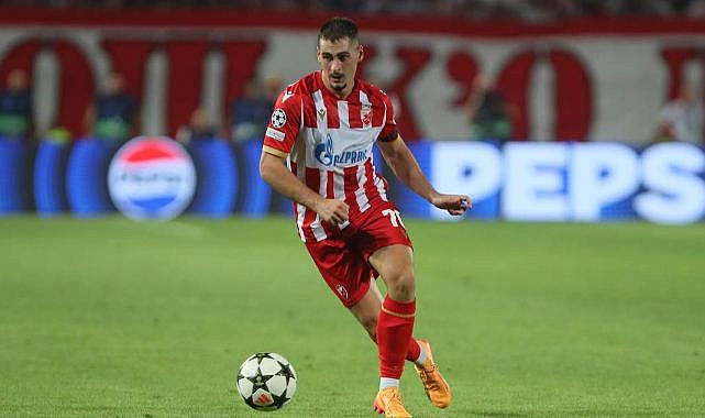 Fenerbahçe'nin yeni sağ beki Ognjen Mimović