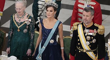 Kraliyet sarayının duvarlarını sarsan ihanet iddiası: Dedikodu misafirlerin memleketinden geldi... Önce park gezisi sonra dans gecesi