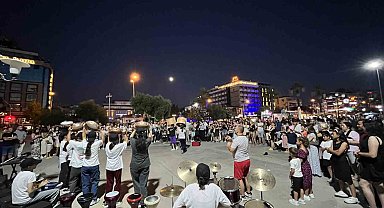 Eğitim, öğretim ve şov bir arada