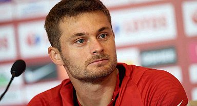 Polonyalı futbolcu Karol Linetty, Kocaelispor için Türkiye'de