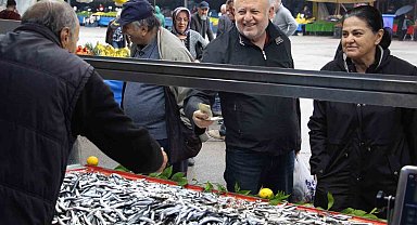 'Karadeniz fırtınası' balık tezgahlarını vurdu