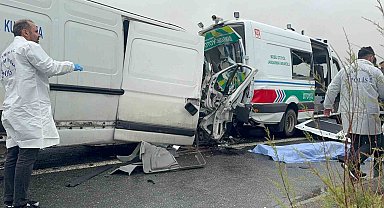 Aksaray'da jandarma aracına minibüs çarptı: 2 jandarma şehit oldu, 1 vatandaş hayatını kaybetti