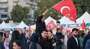 Bakan Bolat'tan esnafa müjde: 100 milyon lira kredi pazartesi gönderilecek