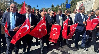 Bakan Tekin, Besni Eğitim Bayramı'na katıldı