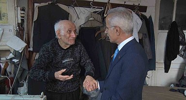 Bakan Uraloğlu ile 87 yaşındaki terzi arasında gülümseten diyalog