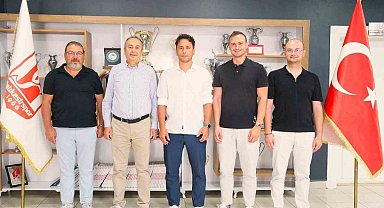 Balıkesirspor'da yönetim olağanüstü genel kurul kararı aldı