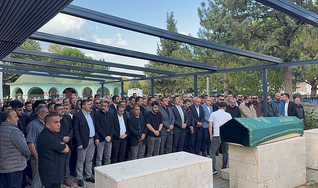 Başından vurulan genç, toprağa verildi