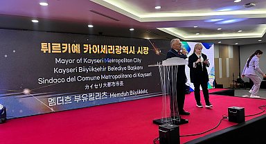 Başkan Büyükkılıç, Güney Kore'nin kardeş şehri Yongin'deki onuruna verilen yemekte konuştu