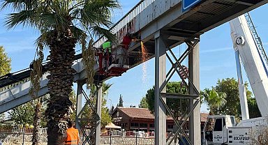 Başkan Kaya talep etti, atıl üst geçit kaldırılıyor