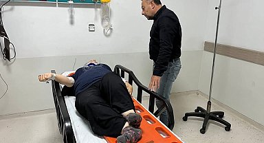 Burhaniye'de belediye otobüsü şarampole devridi: 9 yaralı