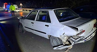 Bursa'da bariyere çarpan sürücü yaralandı