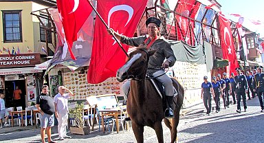 Çeşme'nin kurtuluşunun 103. yıldönümü kutlandı