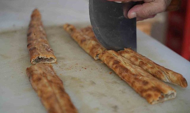Dünyanın en iyi turtası 'Çarşamba pidesi'