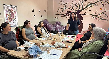 Düzce'de bebek akademisi sürüyor