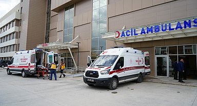 Erzincan'da trafik kazası: 5 yaralı