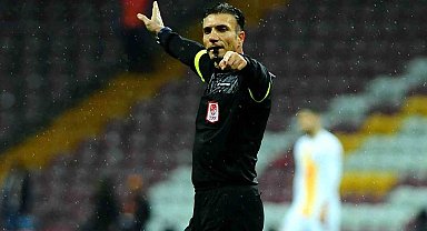 Fenerbahçe - Antalyaspor maçının VAR'ı Özgür Yankaya oldu