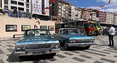 Gaziosmanpaşa Belediyesi nostalji araba tutkunlarını bir araya getirdi