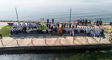 Hereke kıyıları atıklardan temizlendi