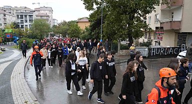 Kartal'da tsunami tatbikatı yapıldı
