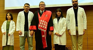 Kastamonu Üniversitesi'nde geleceğin sağlıkçılarının beyaz önlük coşkusu