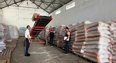 Kırklareli'nde yem bayilerine denetim