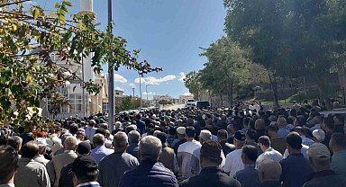 KKTC'de balkondan düşen Konyalı hemşirelik öğrencisi son yolculuğuna uğurlandı