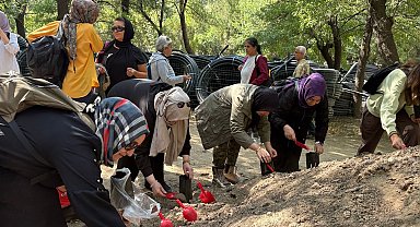 Kütahya Belediyesi'nden doğa yürüyüşü ve eğitim etkinliği