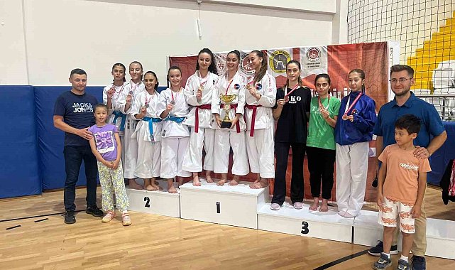 Kütahya karate ligi ilk ayağı Tavşanlı'da gerçekleşti