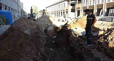 Malatya'da çarşı inşaatında göçük altında kalan işçi kurtarılamadı