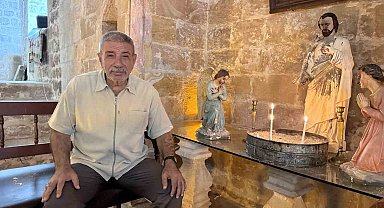 Mardin'de süryani aile, kiliseyi müslüman aile dostlarına emanet ediyor
