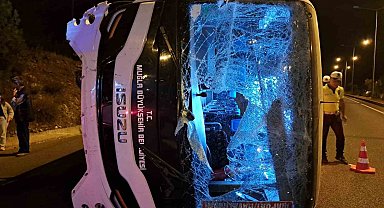 Muğla'da havalimanı otobüsü kaza yaptı: 5 yaralı