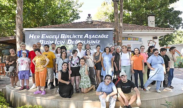 Muratpaşa'da engelleri aşan buluşma