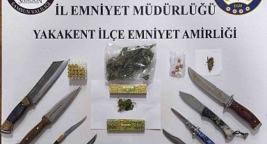 Narko alan uygulamasında silah, uyuşturucu ve radar tespit cihazı ele geçirildi