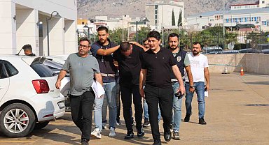 Oto galeriyi tarayan şüpheliler adliyeye sevk edildi