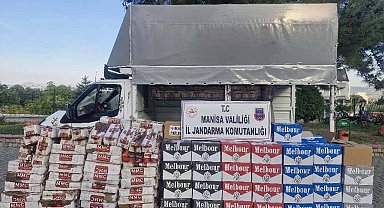 Otoyolda kaçak tütün ve sigara kağıdı yakalandı