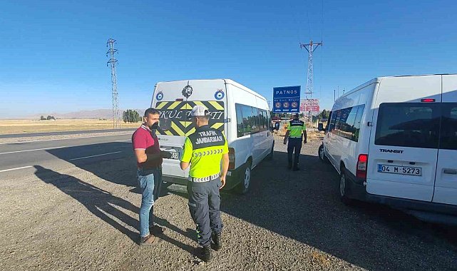 Patnos'ta öğrenci servislerine denetim