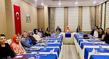 Polis Eşleri Derneği Bilecik Şubesi'nde Olağanüstü Genel Kurul gerçekleştirildi