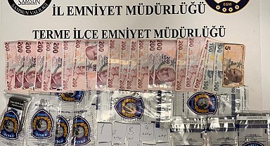 Polisin kovalamaca sunucu yakaladığı araçta uyuşturucu çıktı: 3 gözaltı