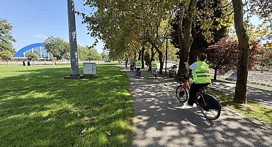 Sakarya'da Türk ve Alman öğrenciler "yeşil gelecek" için pedal çevirdi