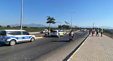 Serik'te iki otomobil çarpıştı: 1 yaralı