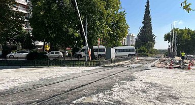 Soğukkuyu hemzemin geçidi araç trafiğine açıldı