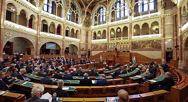 TBMM Başkanı Kurtulmuş, Macaristan Başbakanı Orban ile görüştü