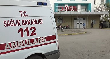 Temizlik için gittiği fabrikanın çatısından düşen işçi hayatını kaybetti