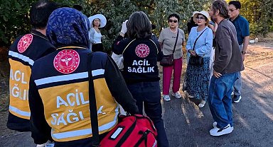 Turistleri taşıyan midibüse tır çarptı: 5 turist yaralı