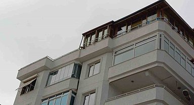 Ünlü sanatçı Güllü evinin terasından düşerek hayatını kaybetti